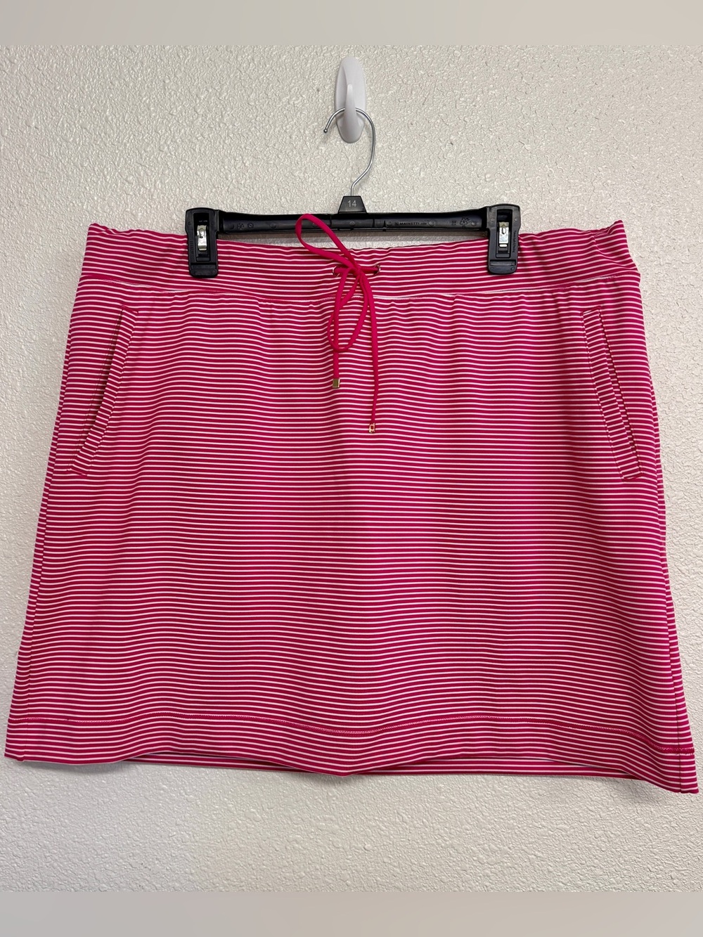 Chicos Zenergy Size 3 XL Pink and White Striped Knit Drawstring Skort UPF 50+